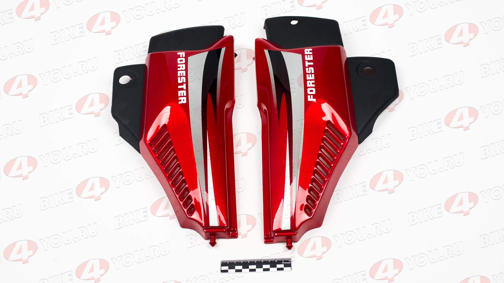 Пластик крышки боковые Forester 200